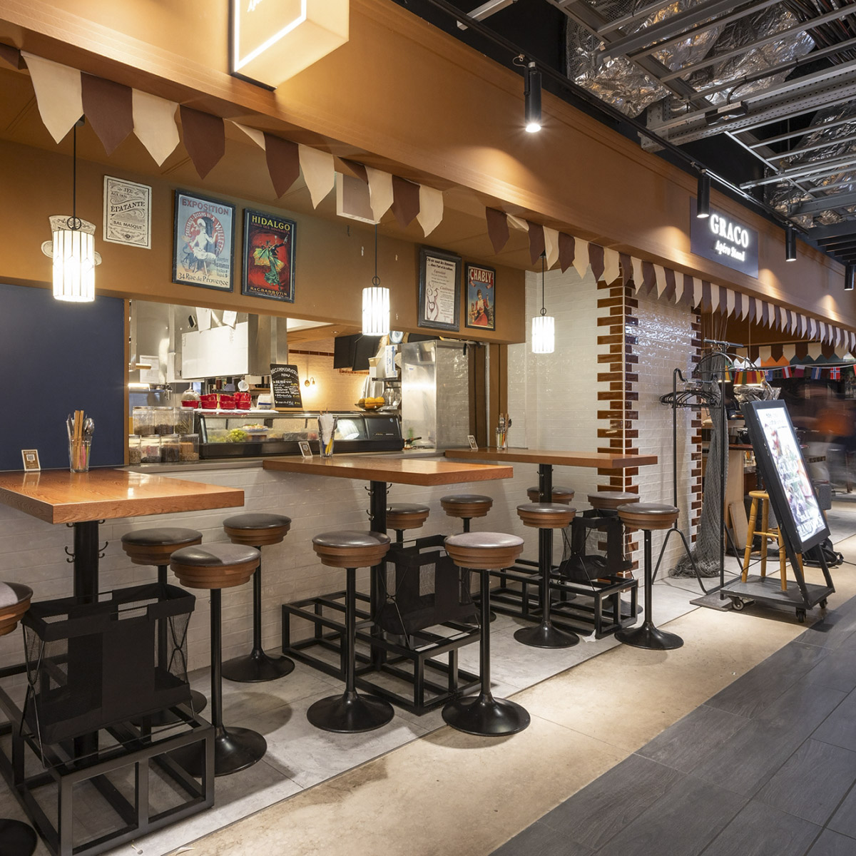 GRACO apéro stand 店内